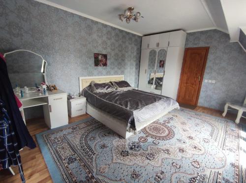 Alay Guest House in Tokmok