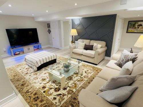 Spacious Basement in Oakville, Oakville (photo 8)