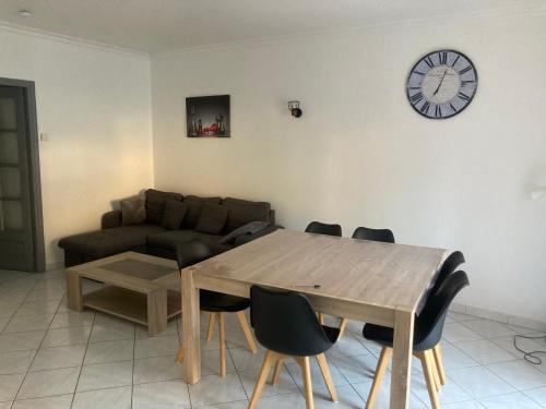 A deux pas du Rhone - image 12