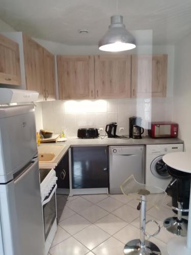 A deux pas du Rhone - image 8