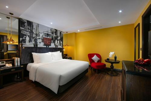 room detail thumbnail 1