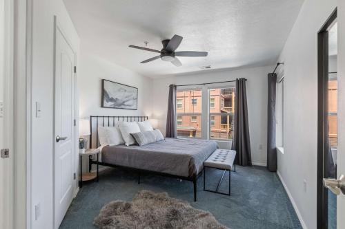 Fox Bay N203 by Moose Management Fox Bay N203 by Moose Management