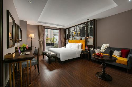room detail thumbnail 1
