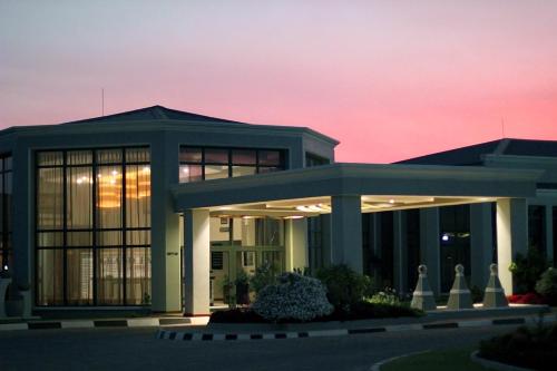 Hotelli välisilme, The Grand Palace Hotel in Nkhata Bay