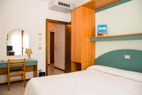 Albergo Ridente - Tap to explore photos