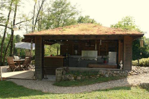 Facilities, Cocon de Verdure Suite avec piscine & lit King Size 2mx2m Table d'Hotes proche Agen Nerac Villeneuve in Prayssas