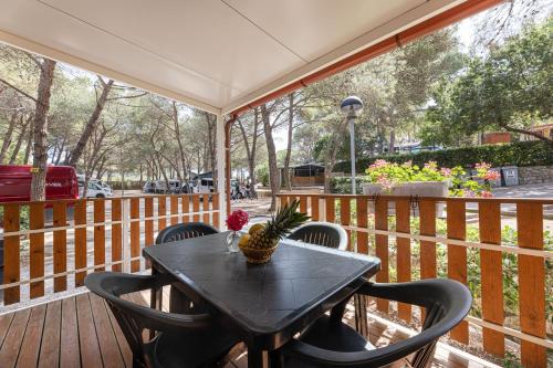 Deluxe Bungalow room in Camping Village Le Calanchiole