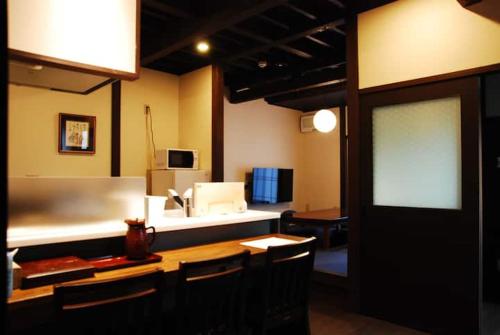 Restoring in Kanazawa KAISEN