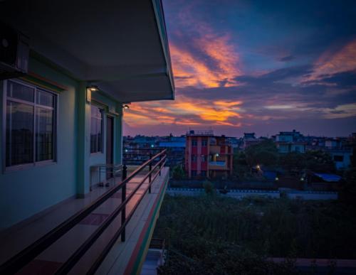 Exterior view, Galaxy Guest House in Siddharthanagar