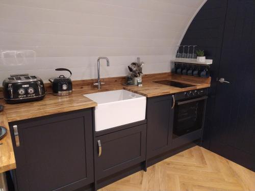 Удобства, little peru luxury pods and alpaca farm in South Carrick