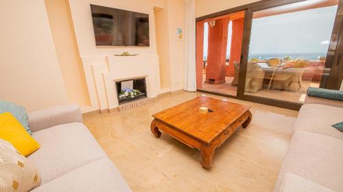 Apartment with Sea View image 6