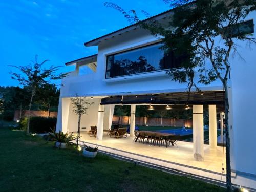 Stevlynn Villa Stevlynn Villa