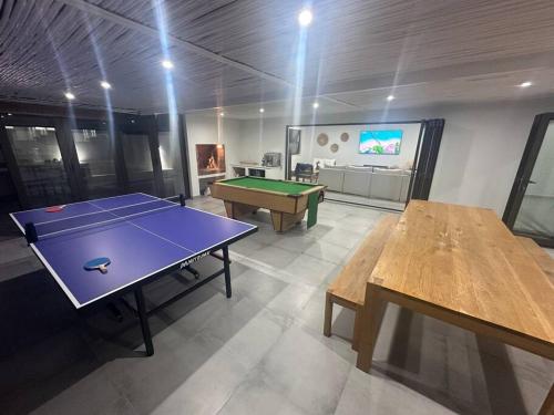 Beach House Bliss – khách sạn tại Beachfront