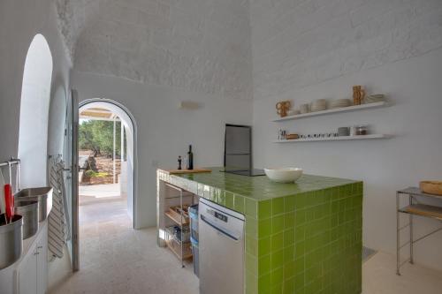 New Heated Pool Villa in Ostuni in Traghetto