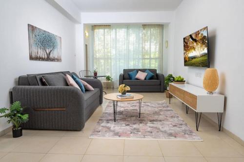 Konuk Odası, דירה מהממת במרכז גבעתיים עם 3 חדרי שינה in Ramat Gan