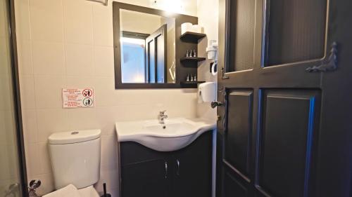 Yasemin Hotel - image 9