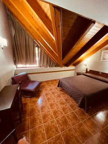 Hotel Orla - image 4