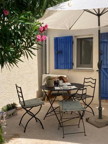 Garden, Gite La Tarente in Montfrin