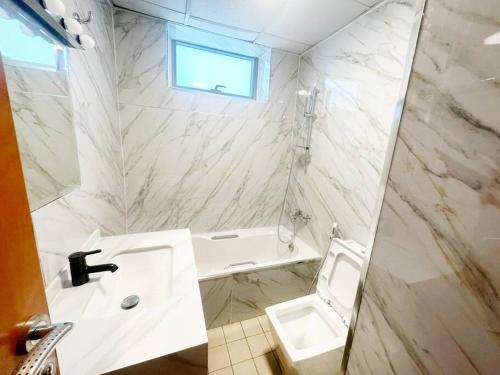Lavish Bohemian 1 BR in Marina with Rooftop Pool, Дубай (фото 6)