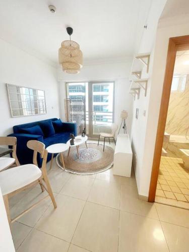 Lavish Bohemian 1 BR in Marina with Rooftop Pool, Дубай (фото 7)