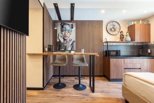 Studio Apartment image 4