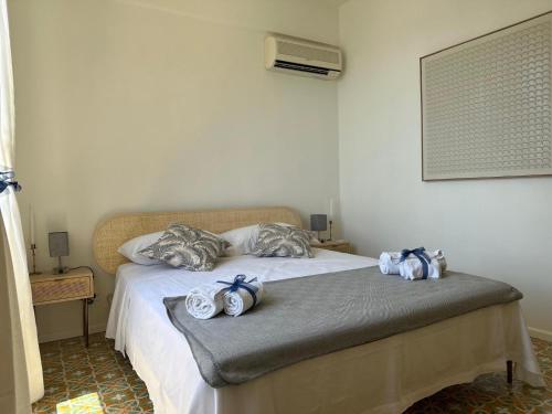 FronteMare & MariMare Isola Bella Apartment by Taormina Holidays, Таормина (фото 6)