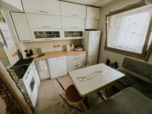 Dapur, Family or Group Apartment in Talsi Center in Talsi