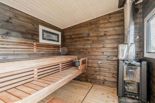 Sauna, Ylellinen huvila meren rannalla Raaseporissa in Bromarv