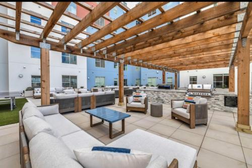 Spacious Ville With Great Amenities in Nashville, USA