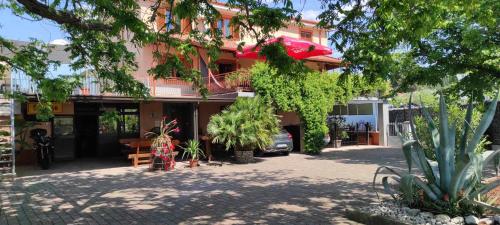 設施, Guesthouse Škofije ob Parenzani (Guesthouse Skofije ob Parenzani) in 斯波德尼耶斯哥菲耶 (哥佩爾)