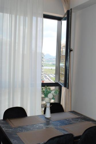 Lindi's Apartment 8/3, Tirana (photo 6)