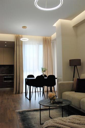 Lindi's Apartment 8/3, Tirana (photo 8)
