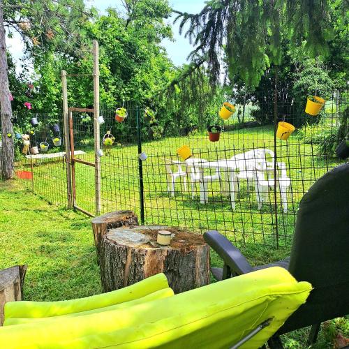 Dārzs, Casa Vacanze PetFriendly tra i Vigneti in San Damiano Al Colle
