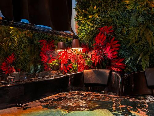 Rouge Romantic Jacuzzi Suite Palermo Centro 4