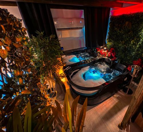 Rouge Romantic Jacuzzi Suite Palermo Centro, Palermo