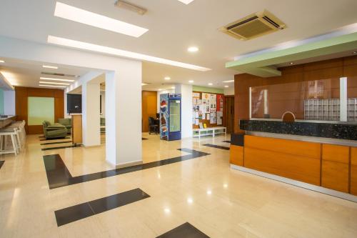Predvorje, Hotel Africa in Rhodes