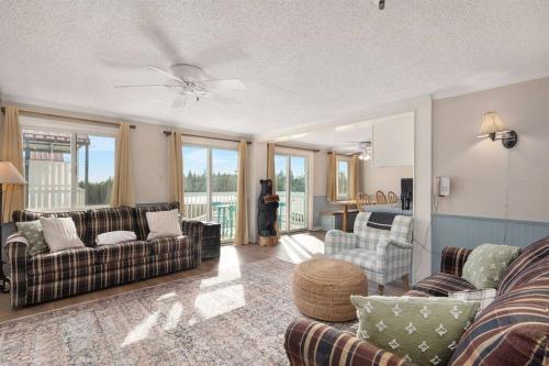 ML 335 Three BR Ski In Out Slopes