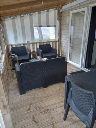 Mobil Home 2 chambres avec terrasse - Camping - Saint-Hilaire-de-Riez