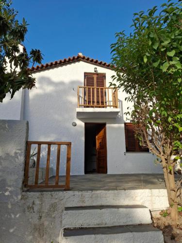 Villa Anna, Kalamos