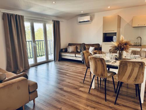 Apartamenty Modrzewiowa Zator 3