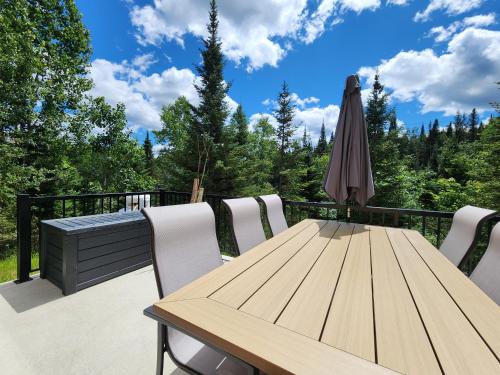 Apkārtne, Le Zarka in Saint-Faustin-Lac-Carré (QC)