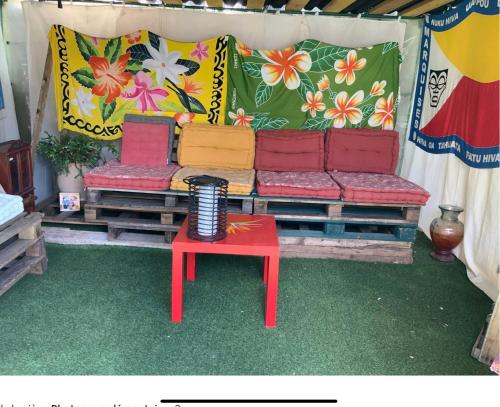 Maison d’hôtes accès piscine (Maison d’hotes acces piscine) in 拉紹塞埃聖維克托