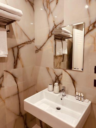 Azul Rooms Tirana, Tirana (zdjęcie 8)