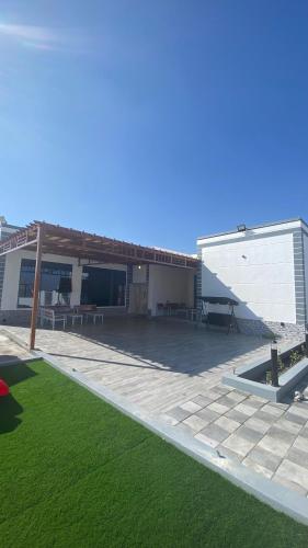 استراحة العز in Manah