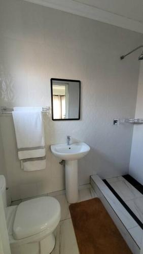 Three-Bedroom Apartment image 10