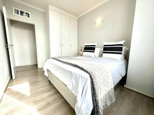 City Vista Views & Light Sparkle