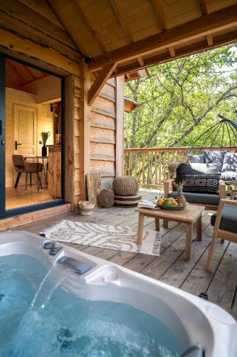 Facilities, Les Lodges du Quercy in Saint-Cernin (Midi-Pyrenees)