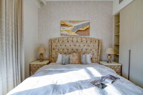 Luxury Living 1BR at Sunset Creek Beach 702, Dubái (foto 7)