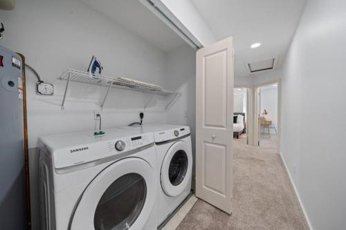 4-bed Wpb Home Near 95,airport,dt & Beaches in West Palm Beach, USA