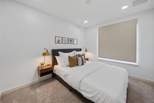 4-bed Wpb Home Near 95,airport,dt & Beaches in West Palm Beach, USA